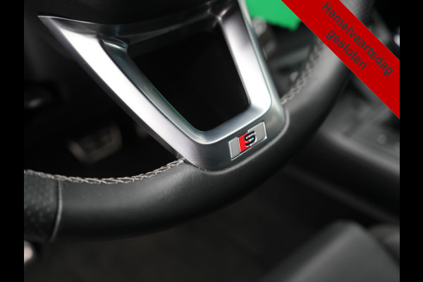 Audi Q3 45 TFSI e S-Line PHEV 245pk Dealer O.H Adaptive Cruise | Camera | Blis | S-line Interieur | Lederen Sportstoelen Verwarmd | Sportstuur | Navigatie | Virtual | DAB | 17"L.M |