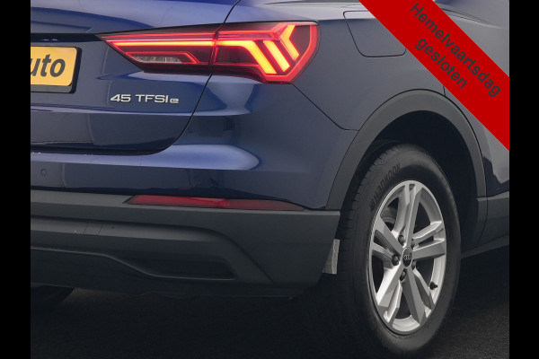 Audi Q3 45 TFSI e S-Line PHEV 245pk Dealer O.H Adaptive Cruise | Camera | Blis | S-line Interieur | Lederen Sportstoelen Verwarmd | Sportstuur | Navigatie | Virtual | DAB | 17"L.M |