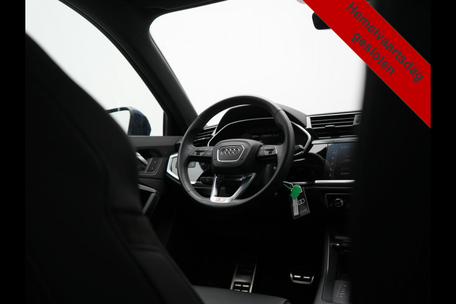 Audi Q3 45 TFSI e S-Line PHEV 245pk Dealer O.H Adaptive Cruise | Camera | Blis | S-line Interieur | Lederen Sportstoelen Verwarmd | Sportstuur | Navigatie | Virtual | DAB | 17"L.M |