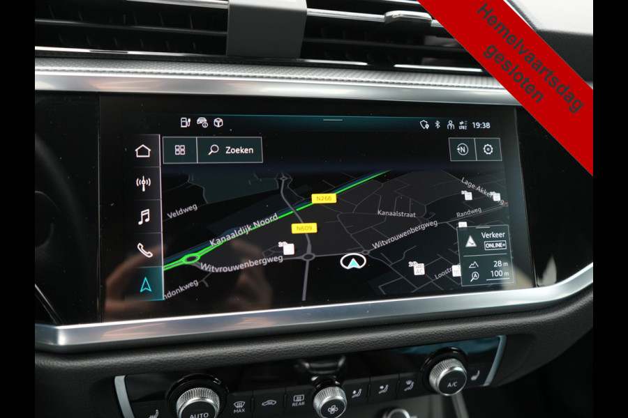 Audi Q3 45 TFSI e S-Line PHEV 245pk Dealer O.H Adaptive Cruise | Camera | Blis | S-line Interieur | Lederen Sportstoelen Verwarmd | Sportstuur | Navigatie | Virtual | DAB | 17"L.M |