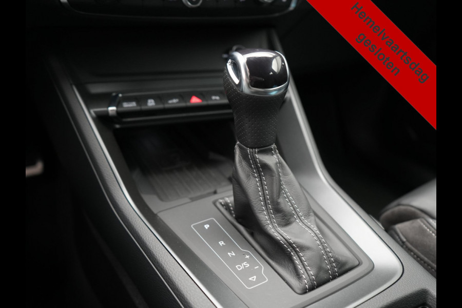Audi Q3 45 TFSI e S-Line PHEV 245pk Dealer O.H Adaptive Cruise | Camera | Blis | S-line Interieur | Lederen Sportstoelen Verwarmd | Sportstuur | Navigatie | Virtual | DAB | 17"L.M |