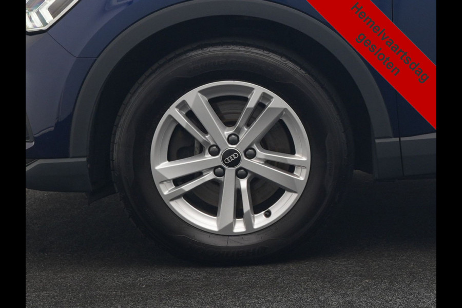 Audi Q3 45 TFSI e S-Line PHEV 245pk Dealer O.H Adaptive Cruise | Camera | Blis | S-line Interieur | Lederen Sportstoelen Verwarmd | Sportstuur | Navigatie | Virtual | DAB | 17"L.M |