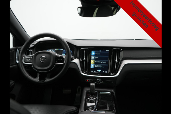 Volvo V60 T6 Recharge AWD R-Design PHEV 340pk Dealer O.H | Trekhaak Af Fabriek | Panodak | Harman / Kardon | Lederen Sportstoelen Memory & Ventilatie | Camera | Keyless | Stuur & Stoelen Verwarmd | Apple Carplay | Virtual | Navigatie | Cruise Control | DAB+ | 18" L.M | Plug In Hybrid |