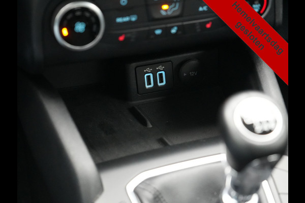 Ford Kuga 1.5 Ecoboost 150pk Dealer O.H | 1800kg Trekgewicht | LED Koplampen | Navigatie | Stoelen & Stuur Verwarmd | Apple Carplay | DAB |