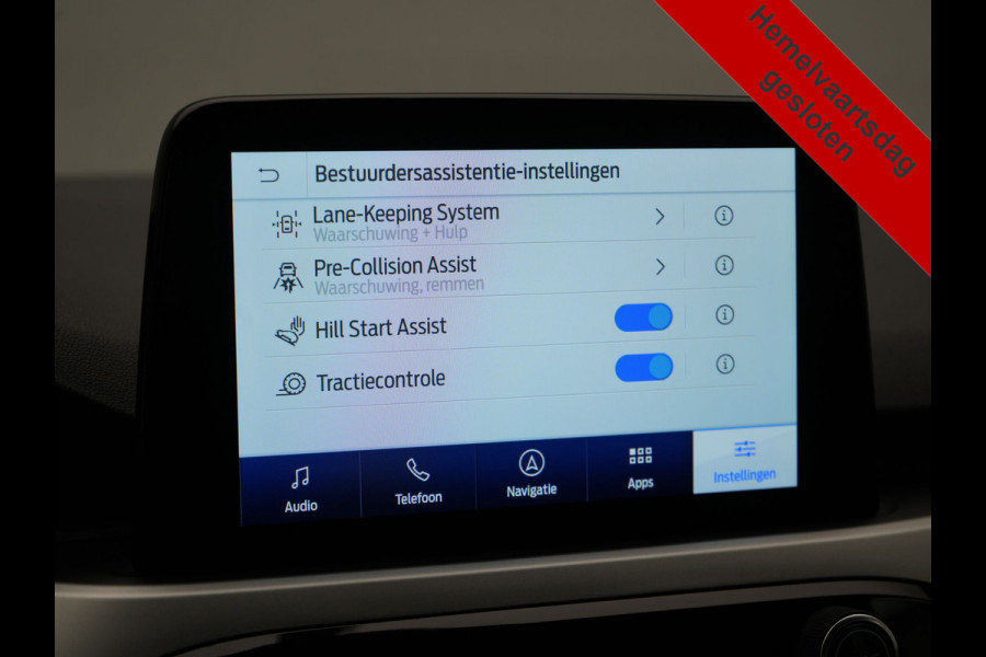Ford Kuga 1.5 Ecoboost 150pk Dealer O.H | 1800kg Trekgewicht | LED Koplampen | Navigatie | Stoelen & Stuur Verwarmd | Apple Carplay | DAB |