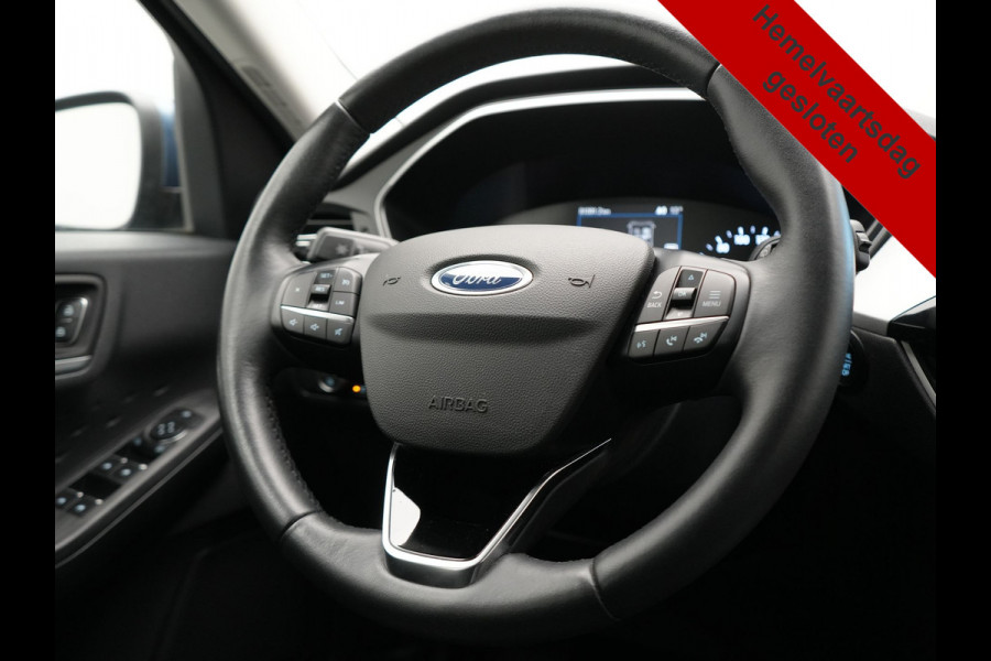 Ford Kuga 1.5 Ecoboost 150pk Dealer O.H | 1800kg Trekgewicht | LED Koplampen | Navigatie | Stoelen & Stuur Verwarmd | Apple Carplay | DAB |