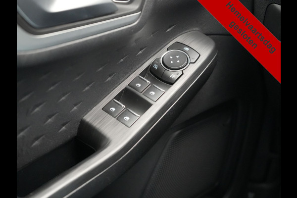 Ford Kuga 1.5 Ecoboost 150pk Dealer O.H | 1800kg Trekgewicht | LED Koplampen | Navigatie | Stoelen & Stuur Verwarmd | Apple Carplay | DAB |