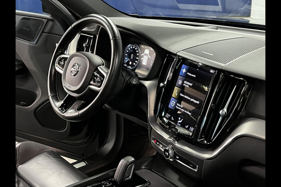 Volvo XC60 2.0 B5 R-Design Trekhaak | Adapt. cruise | Open dak | 360 camera | Head-up | Memory | Stuur-/stoelverwarming