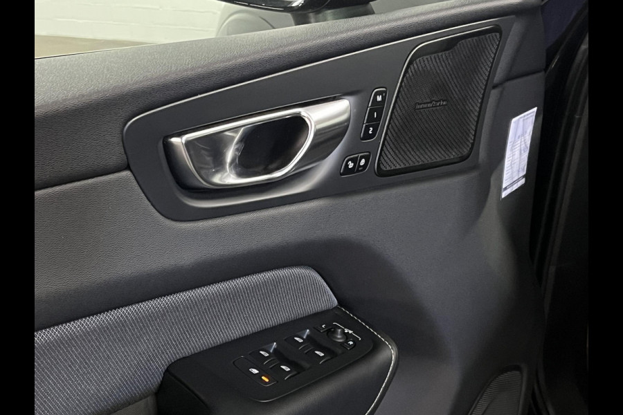 Volvo XC60 2.0 B5 R-Design Trekhaak | Adapt. cruise | Open dak | 360 camera | Head-up | Memory | Stuur-/stoelverwarming