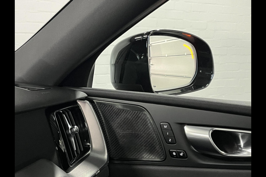 Volvo XC60 2.0 B5 R-Design Trekhaak | Adapt. cruise | Open dak | 360 camera | Head-up | Memory | Stuur-/stoelverwarming