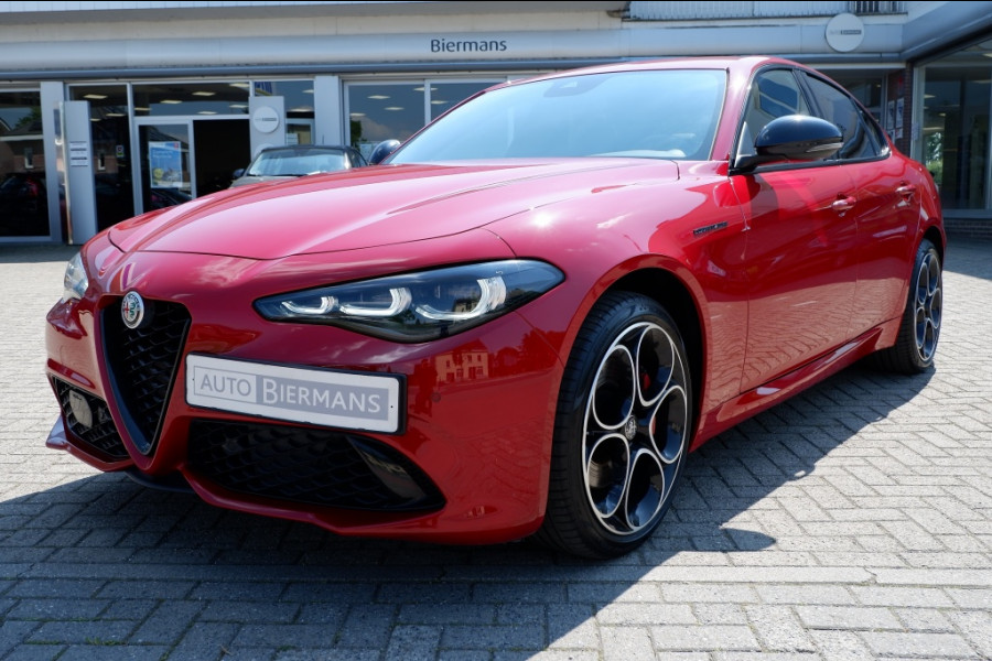 Alfa Romeo Giulia 2.0 Turbo 280 PK Competizione Q4 AWD / INCL 12mnd BOVAG