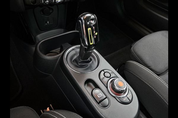 MINI Mini Electric Business Edition 33 kWh (NL-auto, Dealer OndH, Navi, Carplay, Parkeersensoren, Cruise Con, Climate,Etc)
