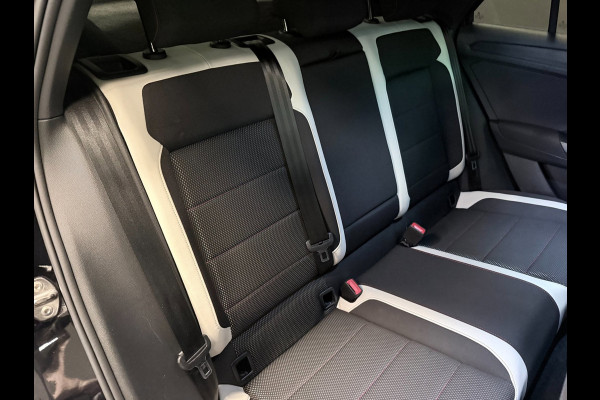 Volkswagen T-Roc 1.0 TSI Sport V-COCKPIT/NAVI/CAM/DAB/CARPLAY/ECC/PDC/CRUISE///