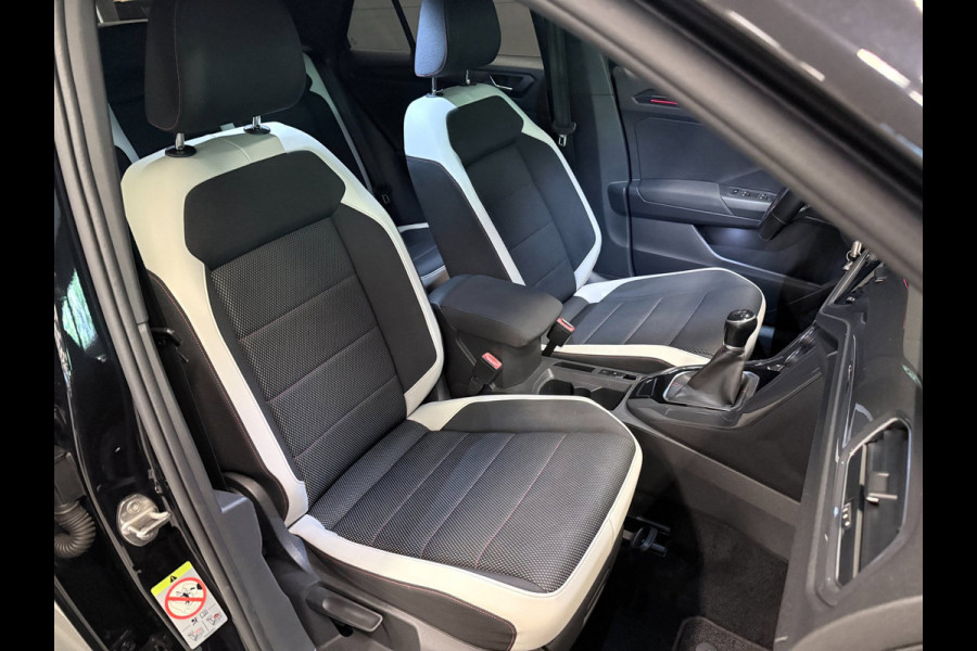 Volkswagen T-Roc 1.0 TSI Sport V-COCKPIT/NAVI/CAM/DAB/CARPLAY/ECC/PDC/CRUISE///