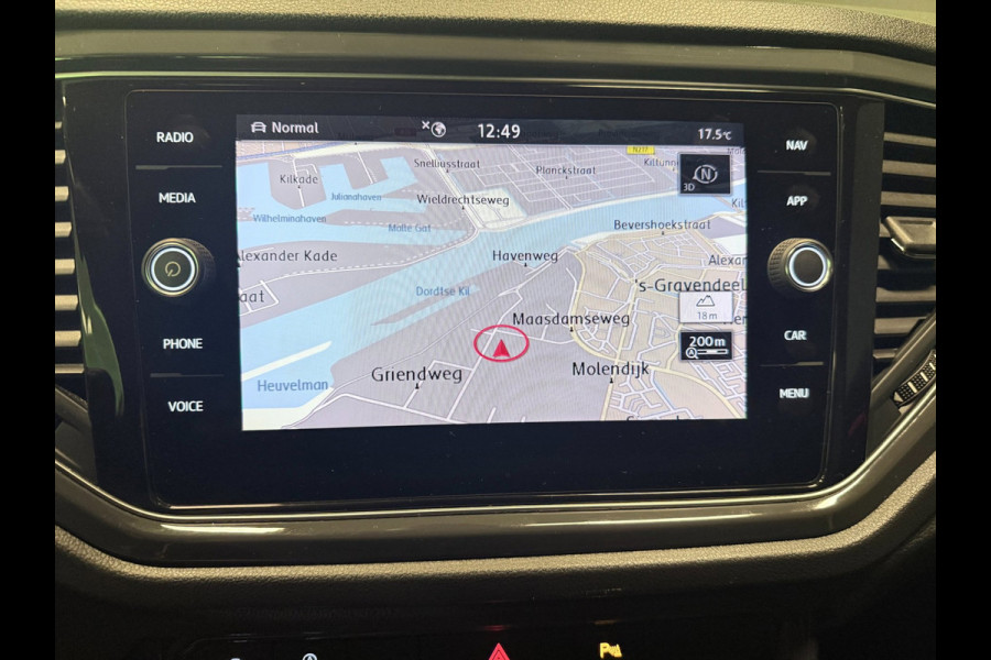 Volkswagen T-Roc 1.0 TSI Sport V-COCKPIT/NAVI/CAM/DAB/CARPLAY/ECC/PDC/CRUISE///