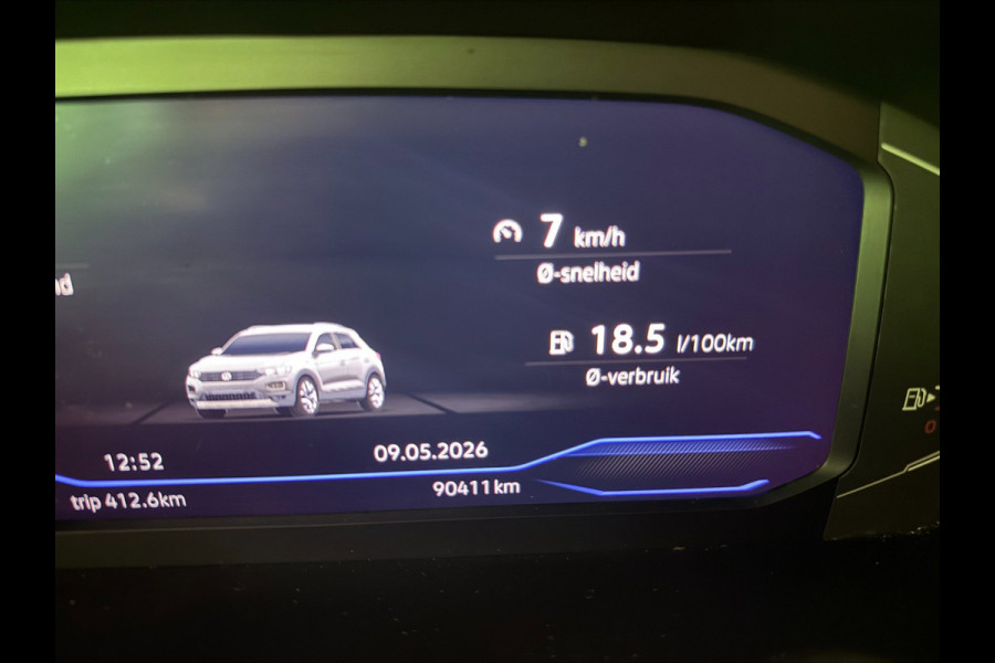 Volkswagen T-Roc 1.0 TSI Sport V-COCKPIT/NAVI/CAM/DAB/CARPLAY/ECC/PDC/CRUISE///