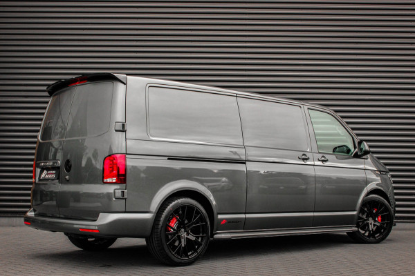 Volkswagen Transporter 2.0 TDI L2H1 150PK JB- EDITION DSG / PDC / VERLAGINGSVEREN / LEDEREN BEKLEDING / FULL / APPLE CARPLAY /NAVI