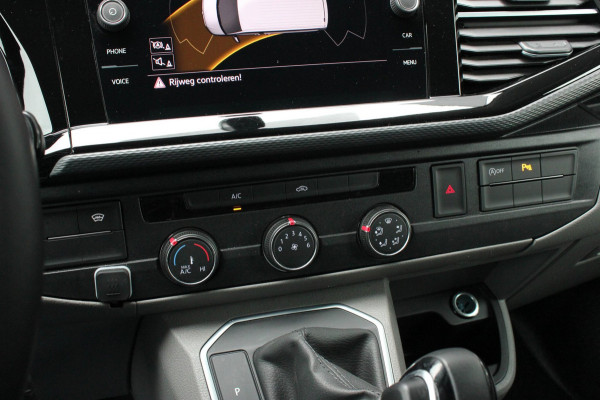 Volkswagen Transporter 2.0 TDI L2H1 150PK JB- EDITION DSG / PDC / VERLAGINGSVEREN / LEDEREN BEKLEDING / FULL / APPLE CARPLAY /NAVI