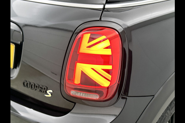 MINI Mini Electric MINI Yours 33 kWh VOLL!! (Panorama, Camera, Harman/Kardon, Leder, Head-up, StoelV, Etc)