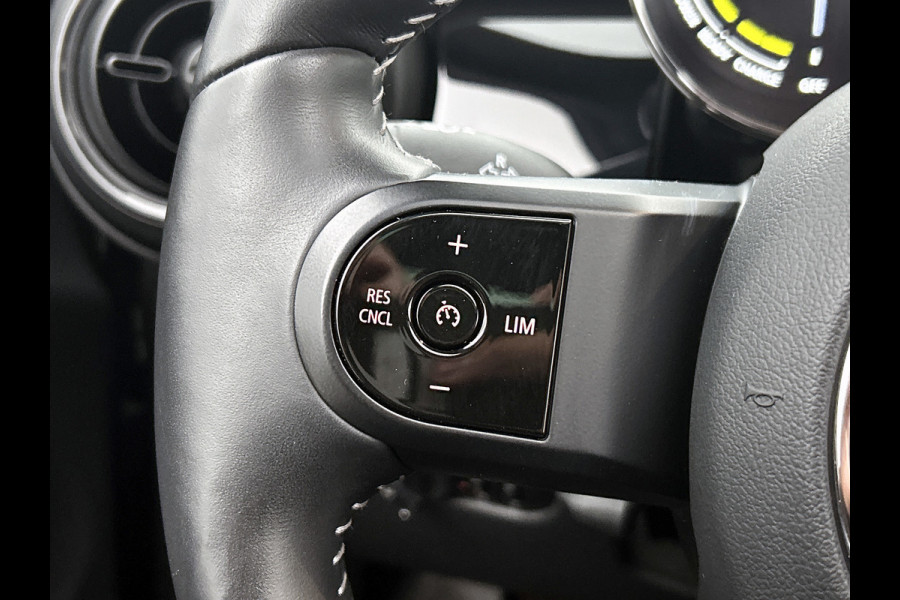 MINI Mini Electric MINI Yours 33 kWh VOLL!! (Panorama, Camera, Harman/Kardon, Leder, Head-up, StoelV, Etc)