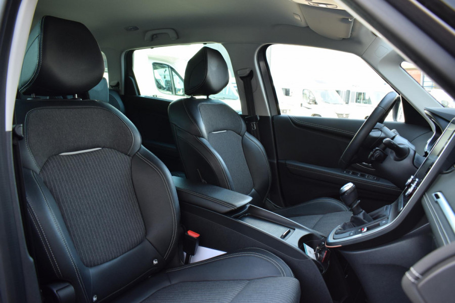 Renault Grand Scénic 1.3 TCe Techno 7p. | 18" Lm Velgen | achteruitrijcamera | Navi | Cruise |