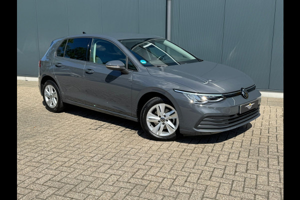 Volkswagen Golf 1.0 TSI Life * Automaat *