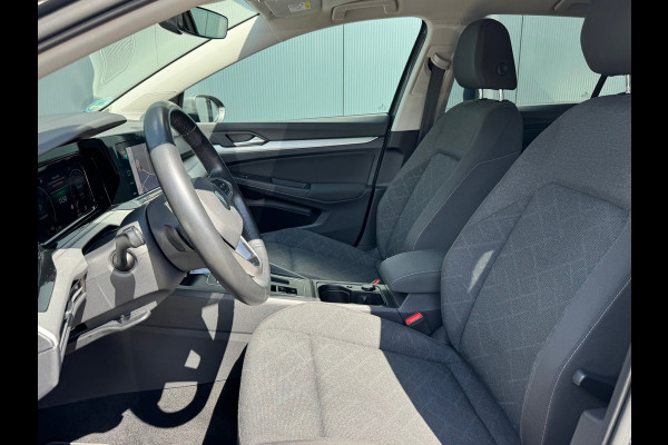 Volkswagen Golf 1.0 TSI Life * Automaat *