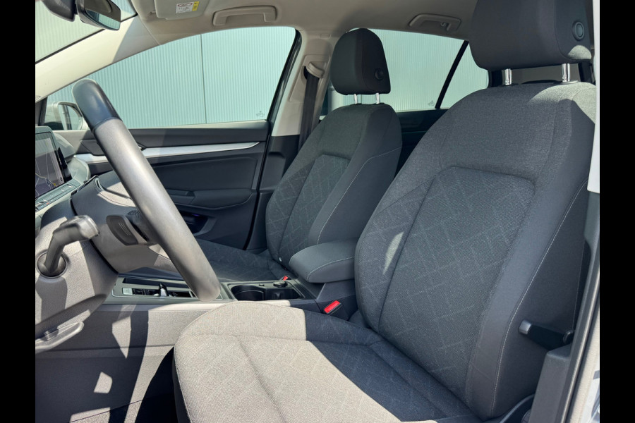 Volkswagen Golf 1.0 TSI Life * Automaat *