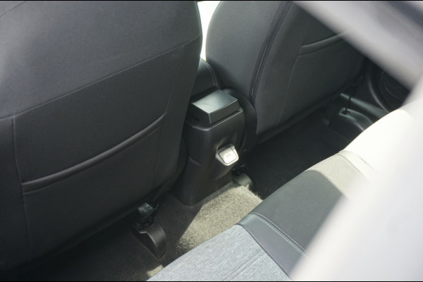 Fiat Tipo Cross 100PK Cross NED. AUTO | HOGE ZIT | WINTERPACK | NAVI