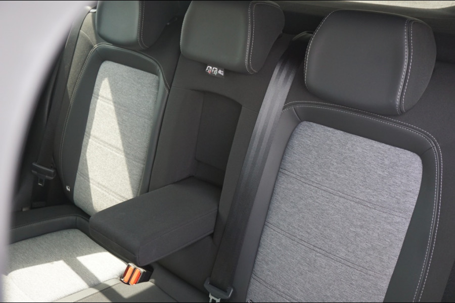 Fiat Tipo Cross 100PK Cross NED. AUTO | HOGE ZIT | WINTERPACK | NAVI