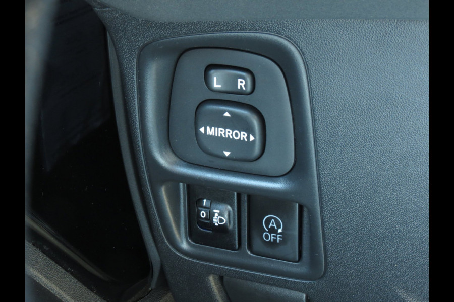 Toyota Aygo 1.0 VVT-i x-play | AIRCO | CRUISE CONTROL | ACHTERUITRIJCAMERA | DEALER OH |