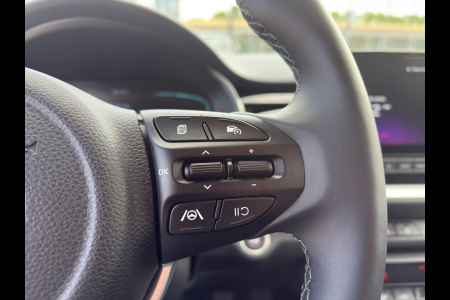 Kia Stonic 1.0 T-GDi MHEV DynamicPlusLine Stoel- en stuurverwarming | Cruise | Navi | Privacy Glass | Camera |
