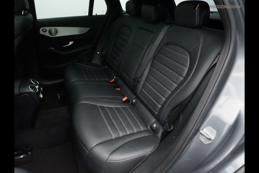 Mercedes-Benz GLC 250 4MATIC Premium Plus AMG (BURMESTER,PANORAMADAK,STOELVERWARMING,TREKHAAK,SFEERVERLICHTING,TOPCONDITIE)