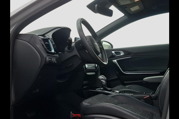 Kia Ceed Sportswagon 1.0 T-GDi MHEV Design Edition Automaat Stoel- en Stuurverwarming | Cruise Control | Climate Control | Elektr. Achterklep | JBL | Draadloos Opladen |