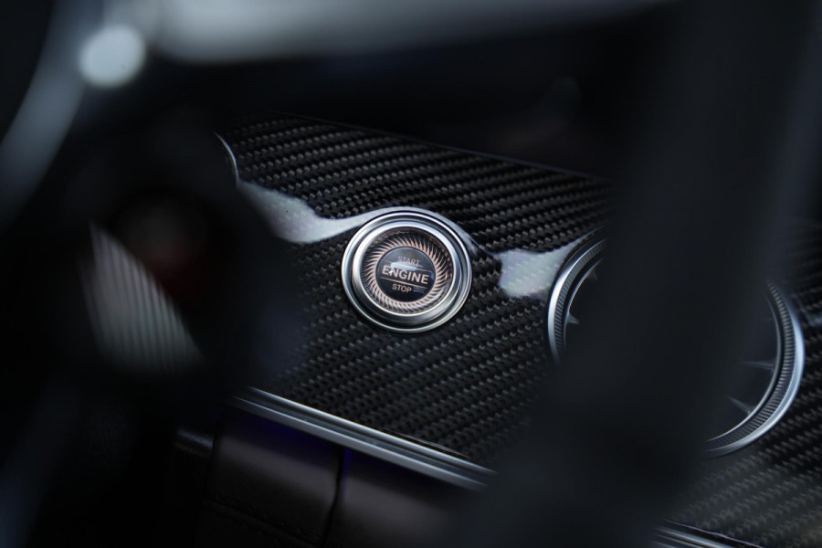 Mercedes-Benz AMG GT 4-Door Coupe AMG 63 S 4MATIC+ Schuifdak Burmester 3D Carbon Aerodynamics Package Nappa Leder