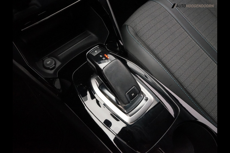 Peugeot 208 1.2 PureTech Allure Sport (ACHTERUITRIJCAMERA,APPLE CARPLAY,L.M. VELGEN,LED VERLICHTING,CRUISE CONTROL,TOPCONDITIE)
