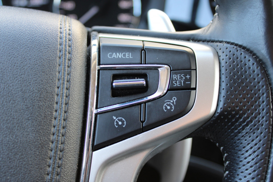 Mitsubishi Outlander 2.4 PHEV Intense+ | Trekhaak | Camera | Navigatie |