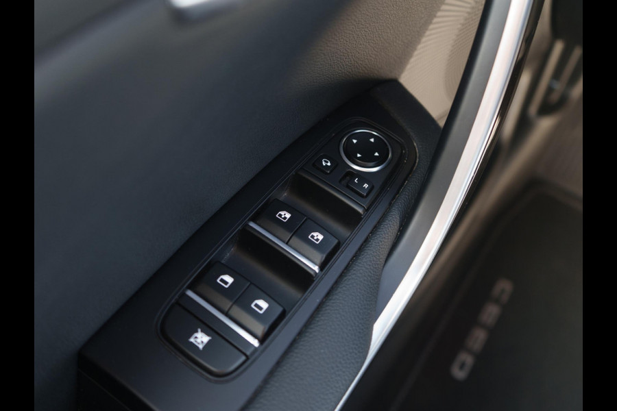 Kia Ceed Sportswagon 1.5 T-GDi DynamicPlusLine | Matrix LED Koplampen | Stoel/Stuurverwarming | Keyless Go | Elektrisch bedienbare achterklep | Carplay | Navigatie
