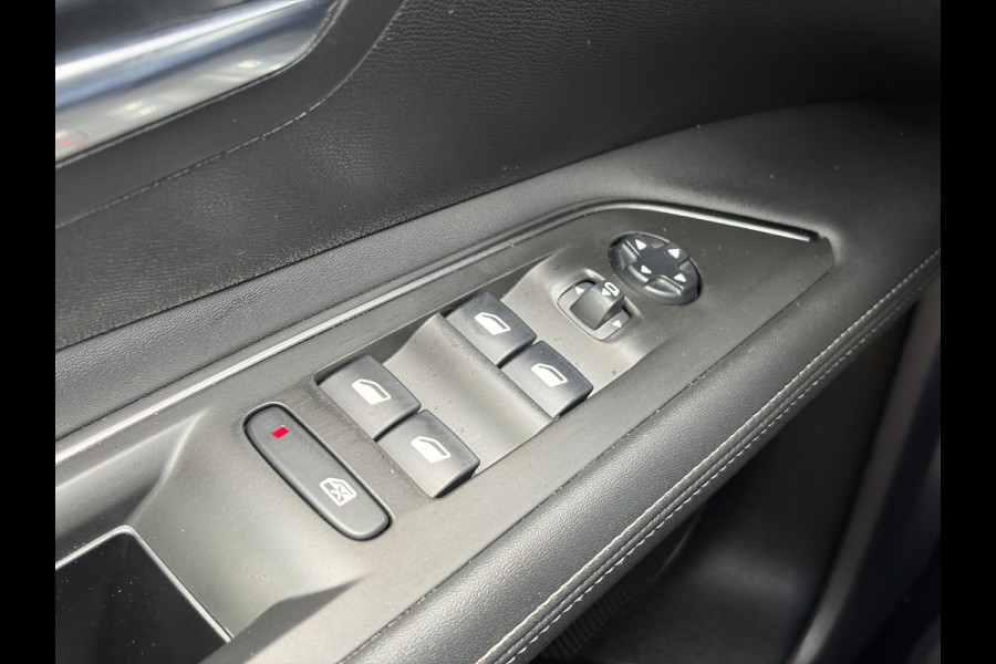 Peugeot 3008 1.2 PureTech Allure 1e Eigenaar,Draadloos Opladen,Navi,360°Camera,Keyless,Dealer Onderhouden,Stoelverw.Memory stoel,Dodehoek,131pk,Halfleder,Apk tot 03-2027