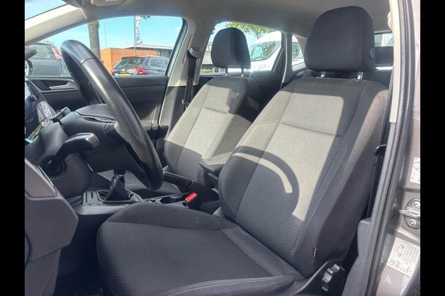 Volkswagen Polo 1.0 TSI Highline Business | Apple Carplay | Stoelverwarming | Parkeersensoren | Cruise