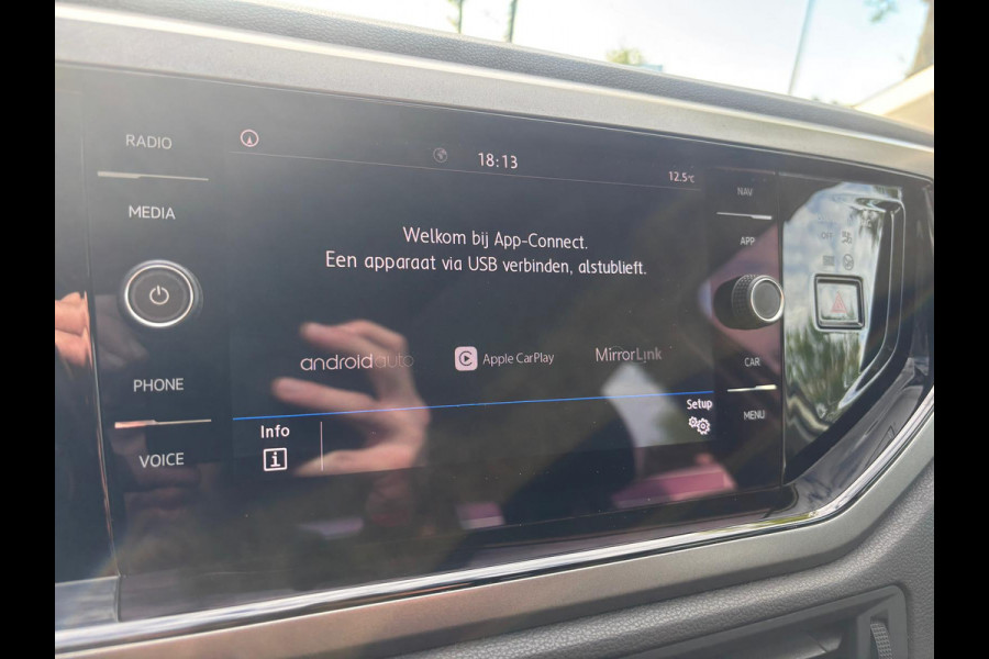 Volkswagen Polo 1.0 TSI Highline Business | Apple Carplay | Stoelverwarming | Parkeersensoren | Cruise
