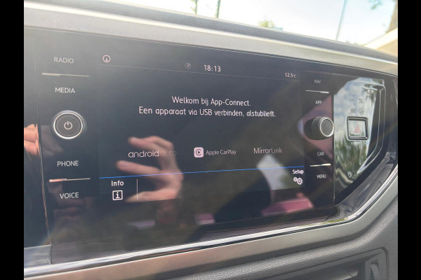 Volkswagen Polo 1.0 TSI Highline Business | Apple Carplay | Stoelverwarming | Parkeersensoren | Cruise