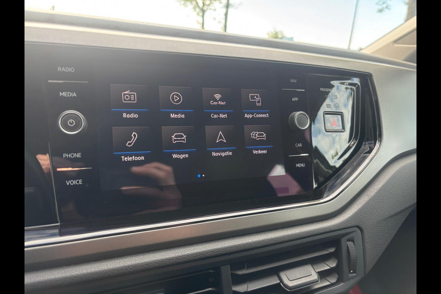 Volkswagen Polo 1.0 TSI Highline Business | Apple Carplay | Stoelverwarming | Parkeersensoren | Cruise
