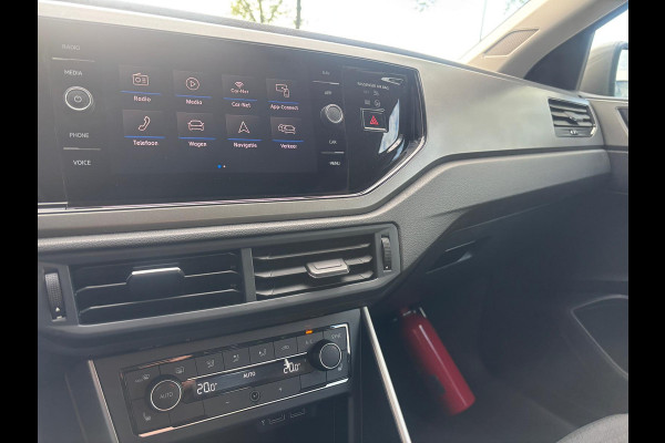 Volkswagen Polo 1.0 TSI Highline Business | Apple Carplay | Stoelverwarming | Parkeersensoren | Cruise