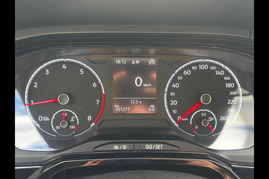 Volkswagen Polo 1.0 TSI Highline Business | Apple Carplay | Stoelverwarming | Parkeersensoren | Cruise