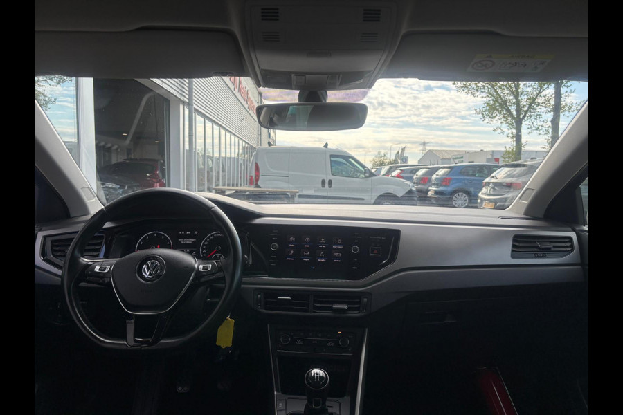 Volkswagen Polo 1.0 TSI Highline Business | Apple Carplay | Stoelverwarming | Parkeersensoren | Cruise