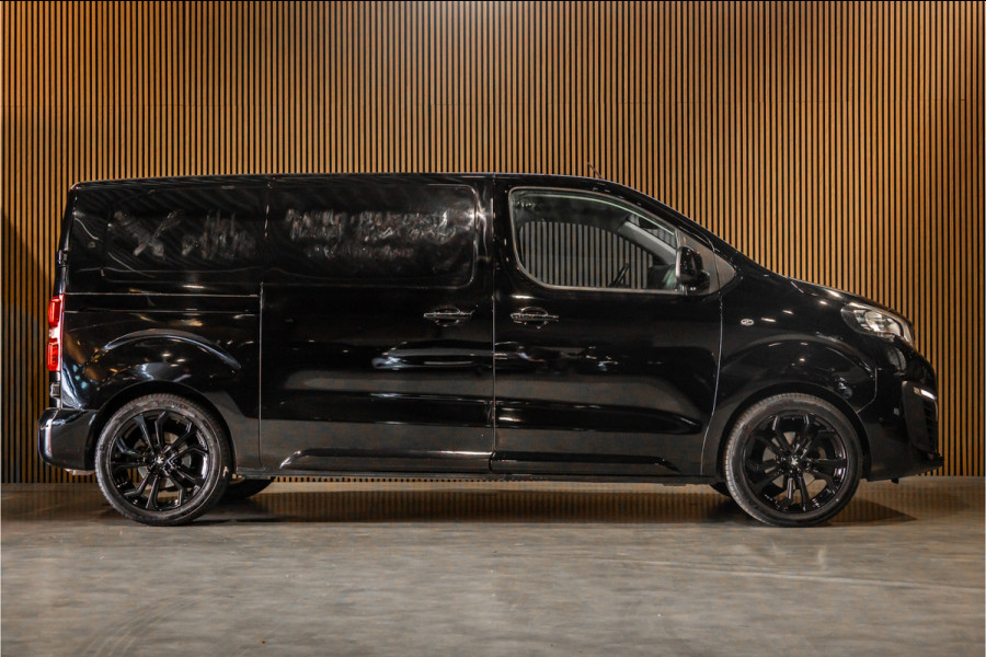 Peugeot Expert 2.0 BlueHDI L2 | Head-up | Dodehoekdetectie | CarPlay | Navigatie | Camera | Trekhaak | Climate control | Betimmering | Nieuwe APK | BPM Vrij | Euro 6 | Lang / L2H1