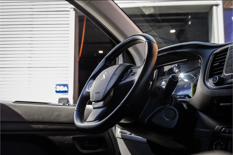 Peugeot Expert 2.0 BlueHDI L2 | Head-up | Dodehoekdetectie | CarPlay | Navigatie | Camera | Trekhaak | Climate control | Betimmering | Nieuwe APK | BPM Vrij | Euro 6 | Lang / L2H1