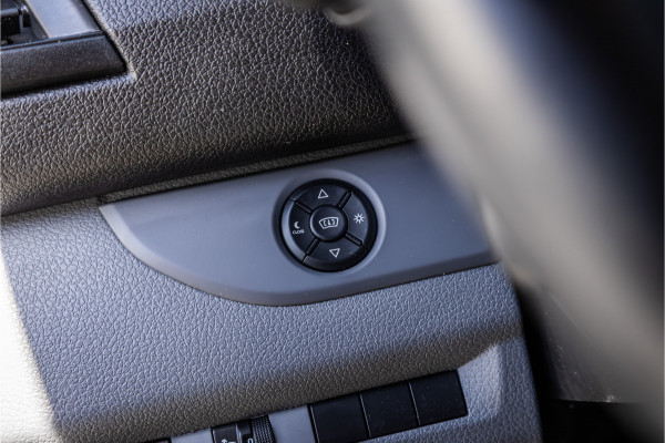 Peugeot Expert 2.0 BlueHDI L2 | Head-up | Dodehoekdetectie | CarPlay | Navigatie | Camera | Trekhaak | Climate control | Betimmering | Nieuwe APK | BPM Vrij | Euro 6 | Lang / L2H1