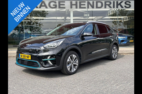 Kia e-Niro ExecutiveLine SKY 64 kWh | SOH: 95,6% | Schuifdak | 3 Fase | Warmtepomp | Leder | Adaptive CC | Climate |